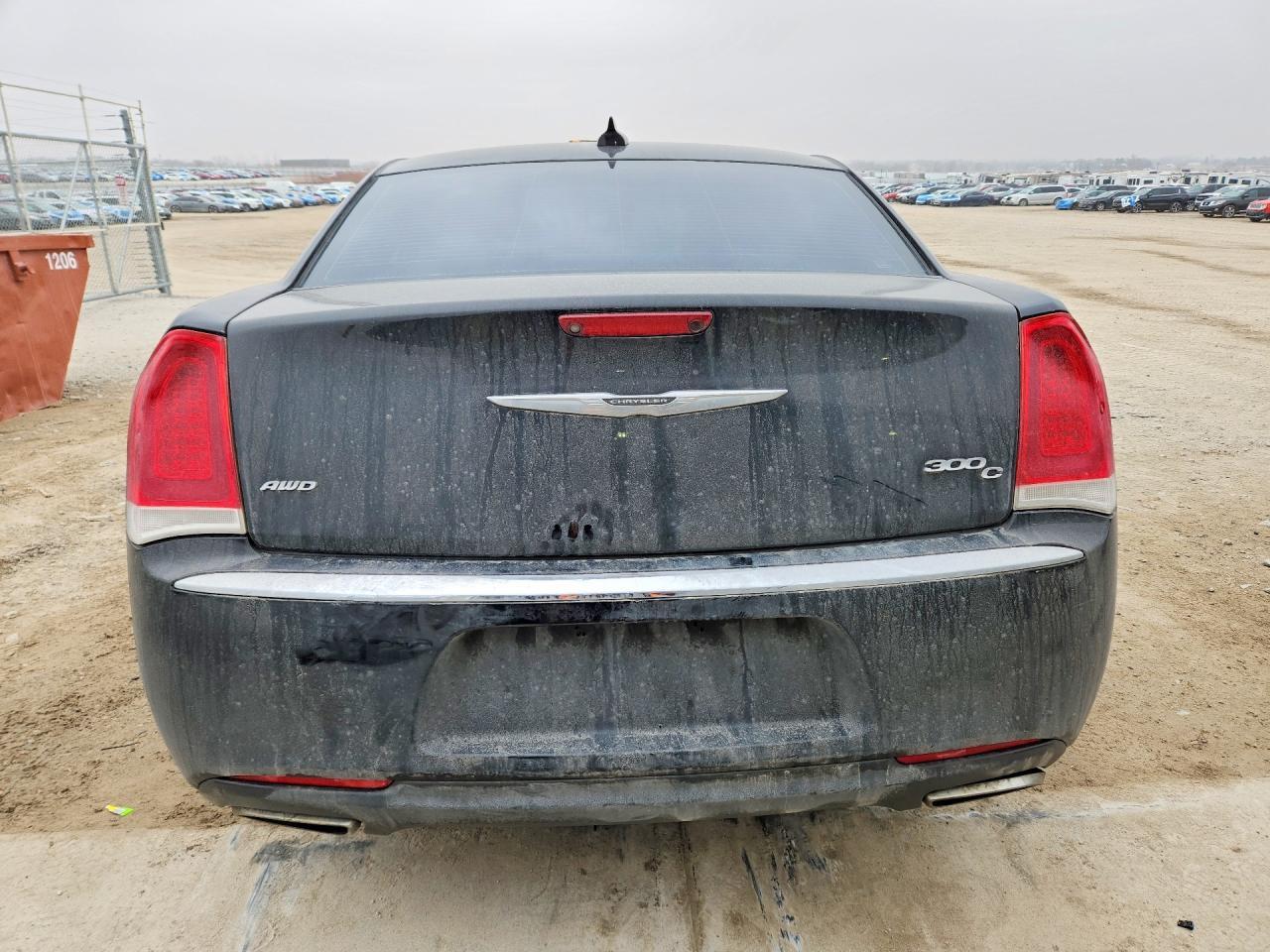 2017 Chrysler 300C - Image 6