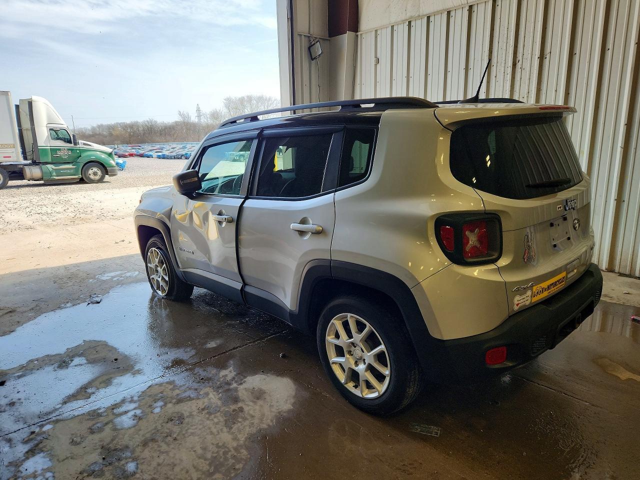 2021 Jeep Renegade Limited - Фото 2