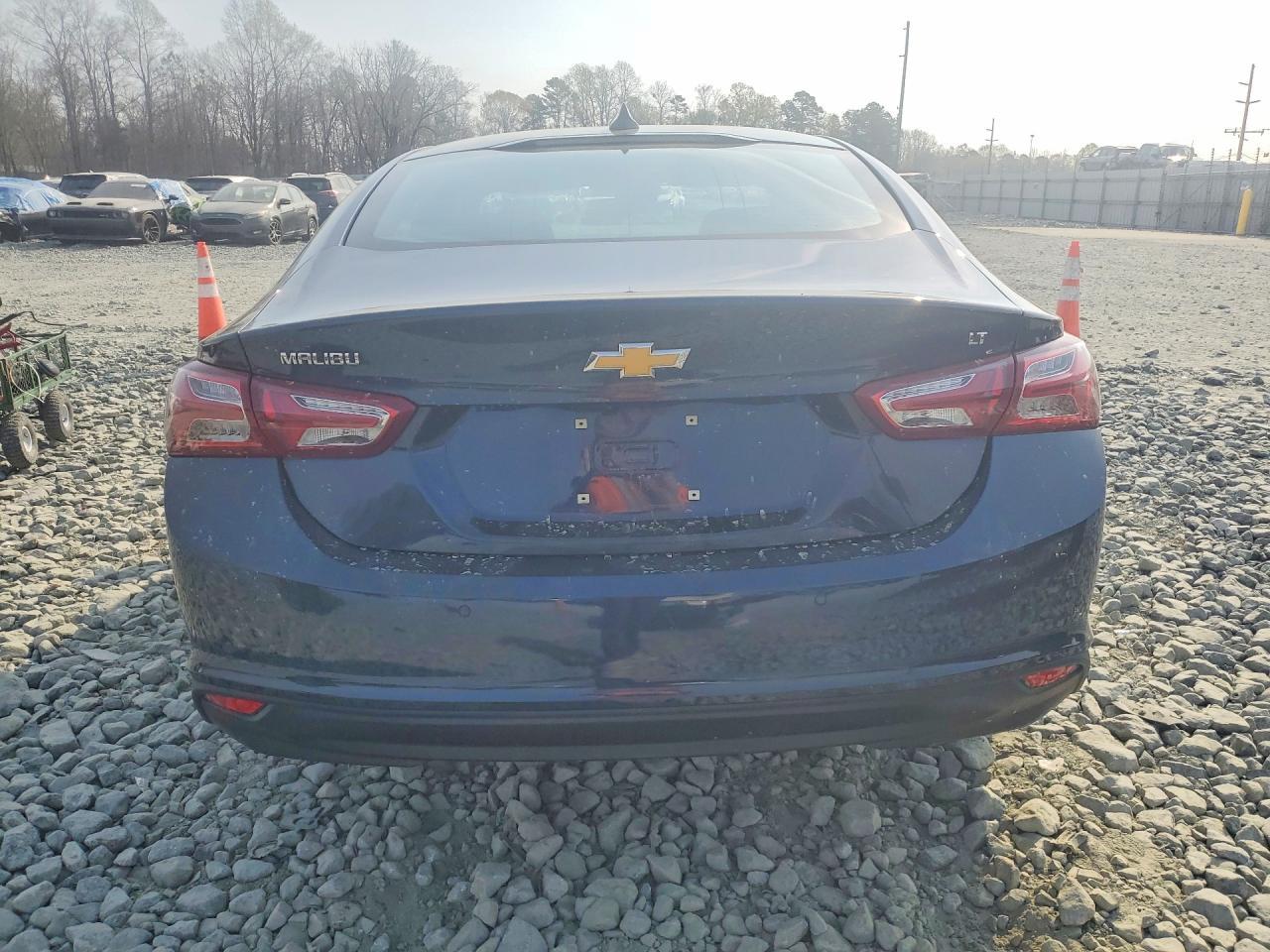 2022 Chevrolet Malibu Lt - Фото 6