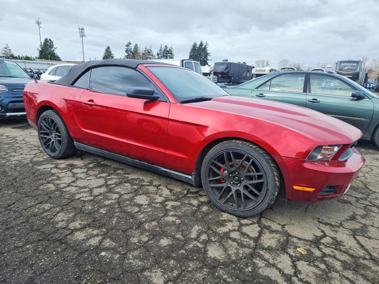 2010 Ford Mustang - Фото 4