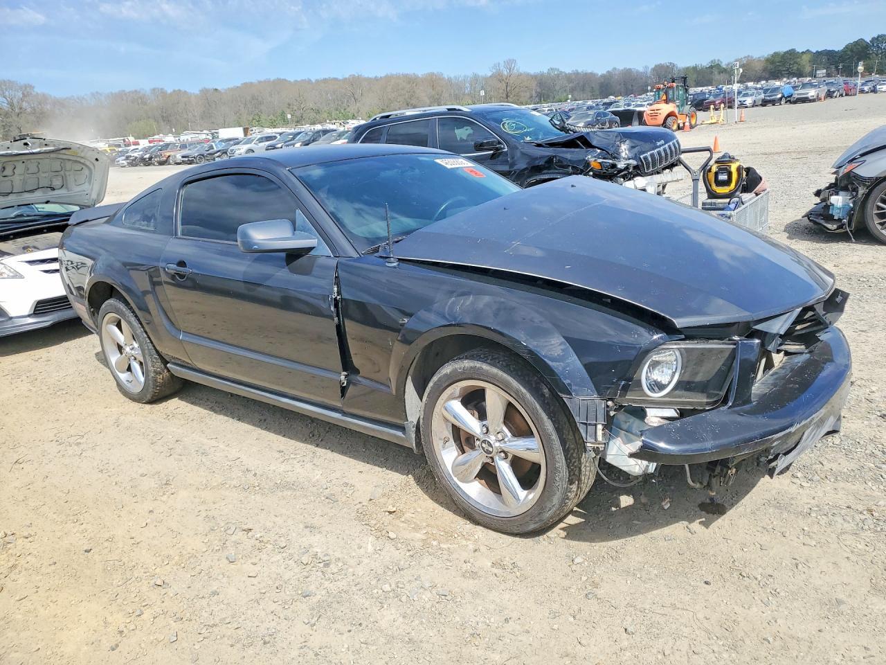 2008 Ford Mustang - Image 4