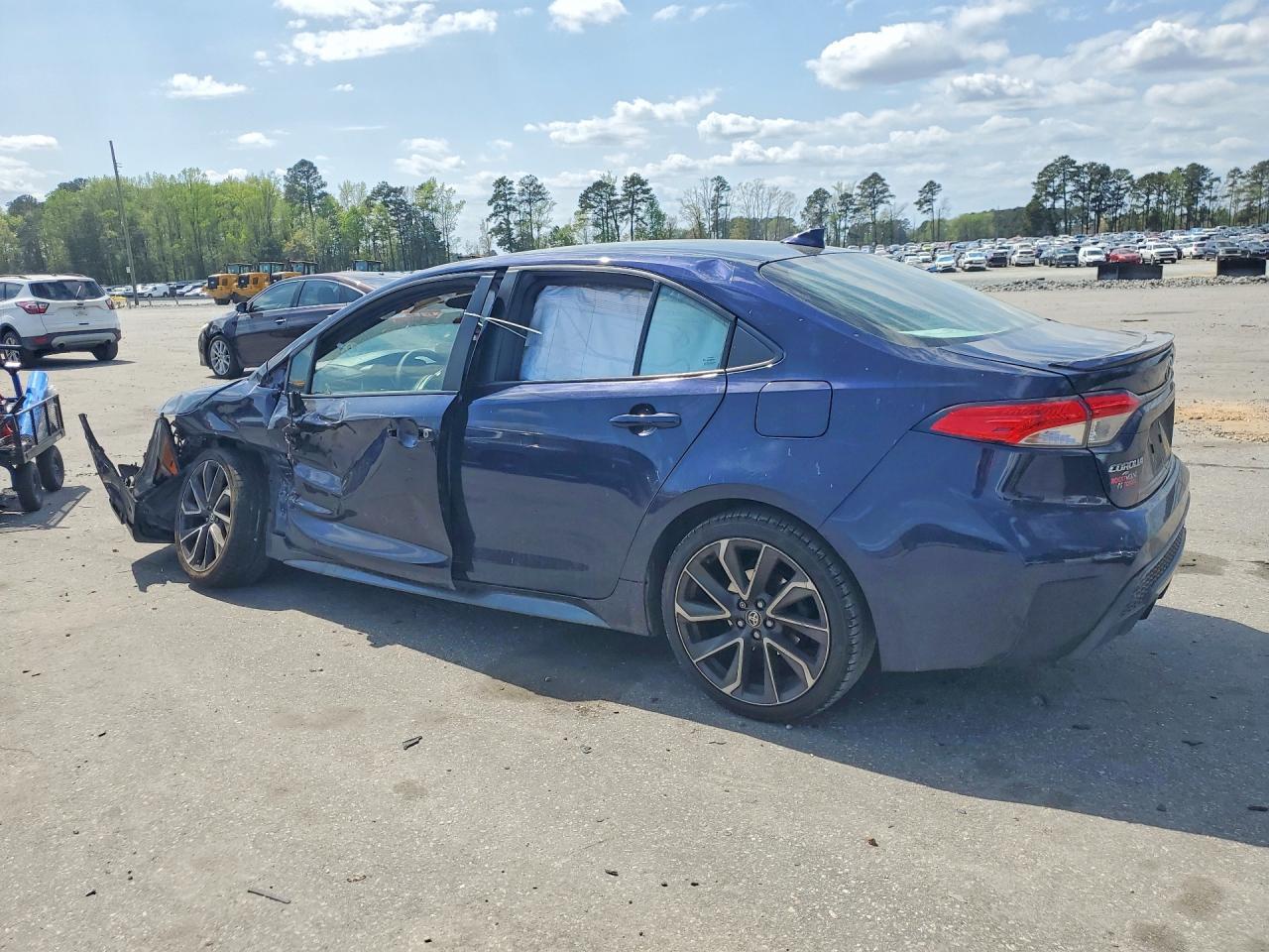 2022 Toyota Corolla Se - Фото 2