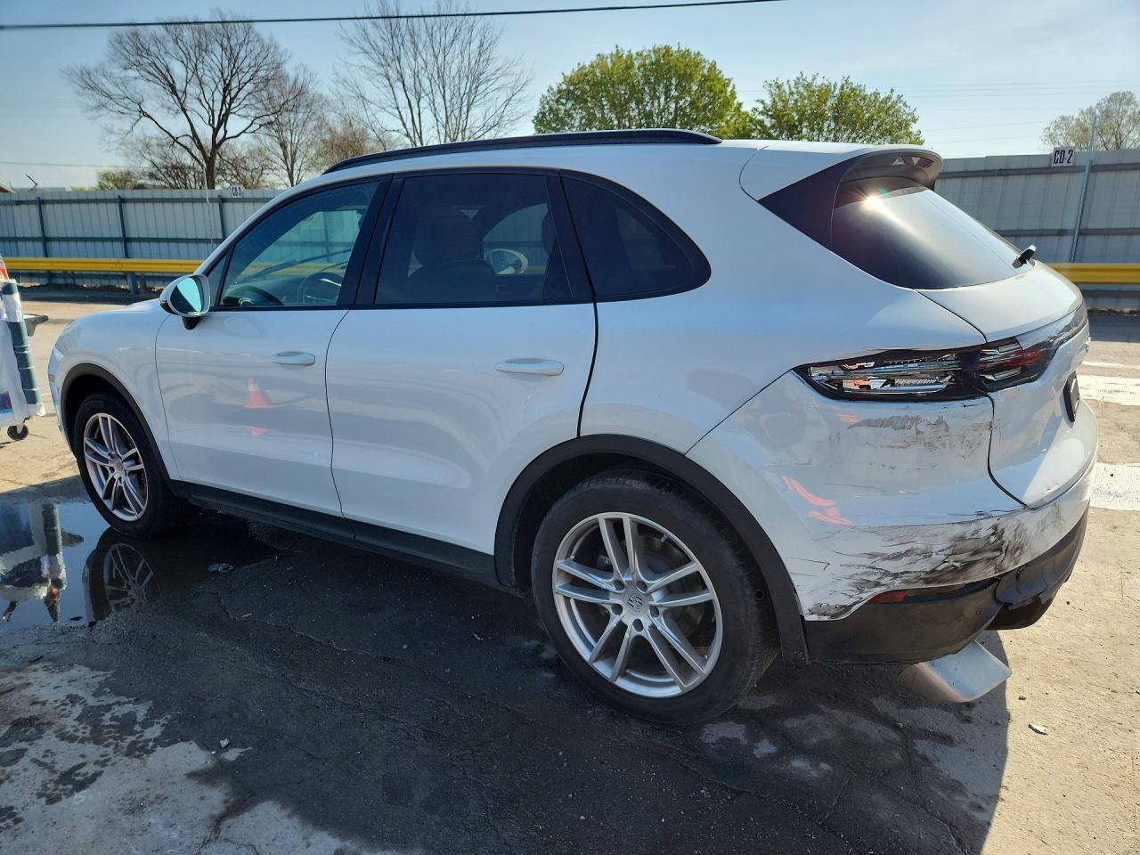 2021 Porsche Cayenne - Image 2