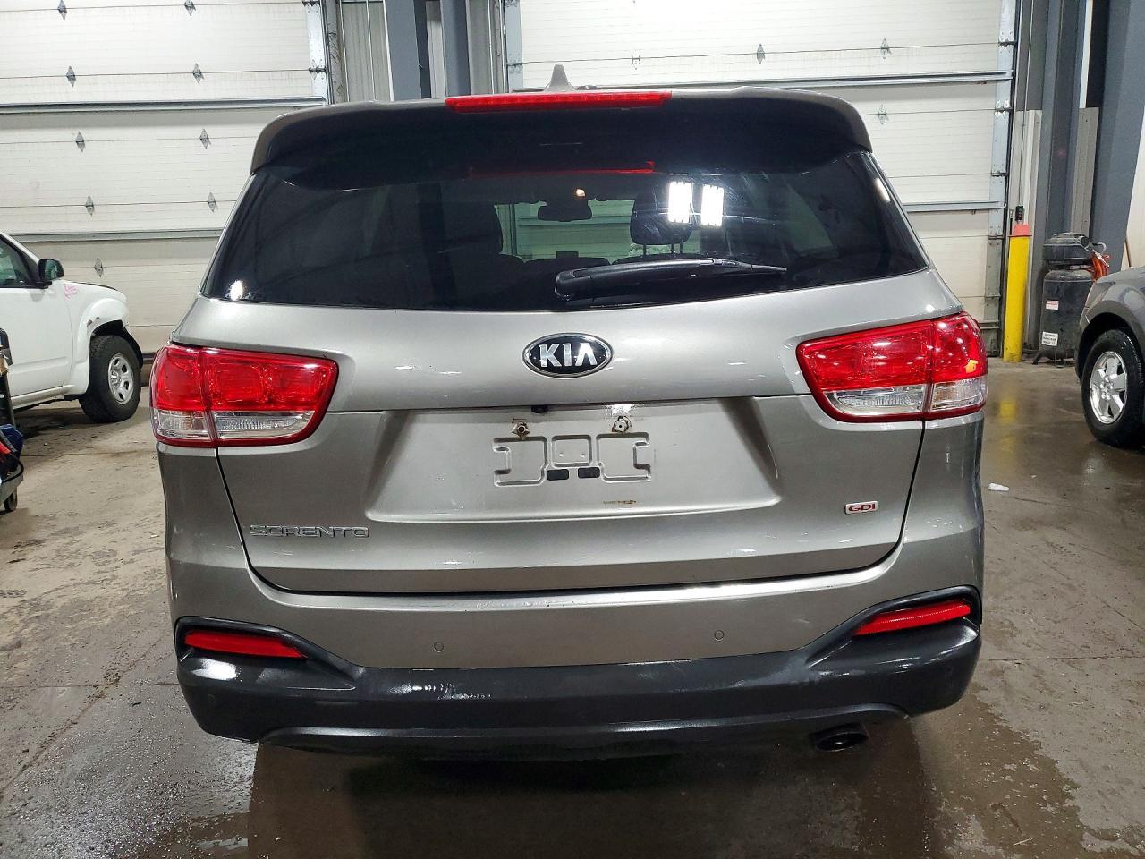 2016 Kia Sorento Lx - Фото 6