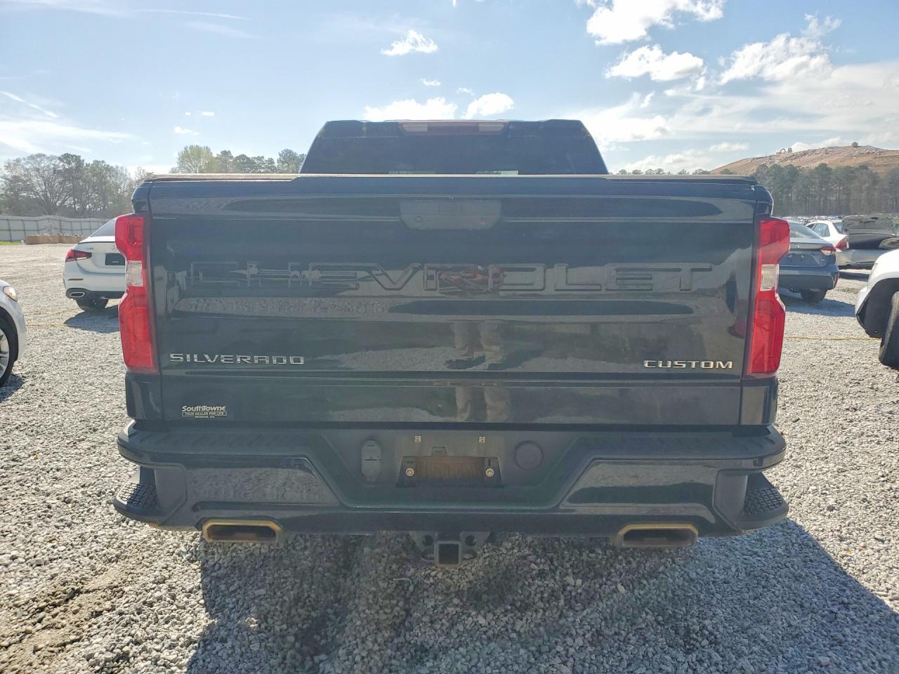2019 Chevrolet Silverado K1500 Custom - Фото 6