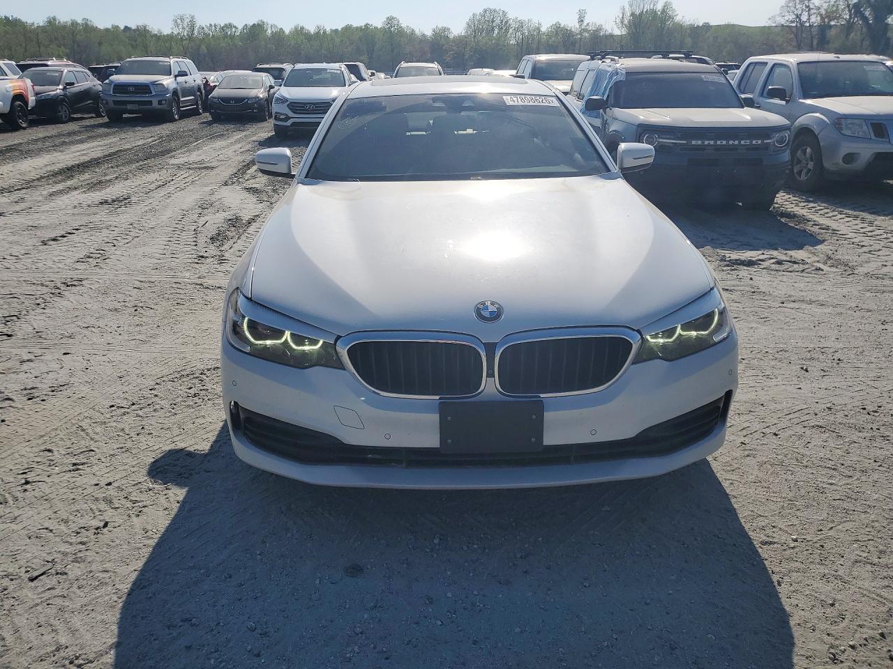 2019 BMW 530 I - Фото 5