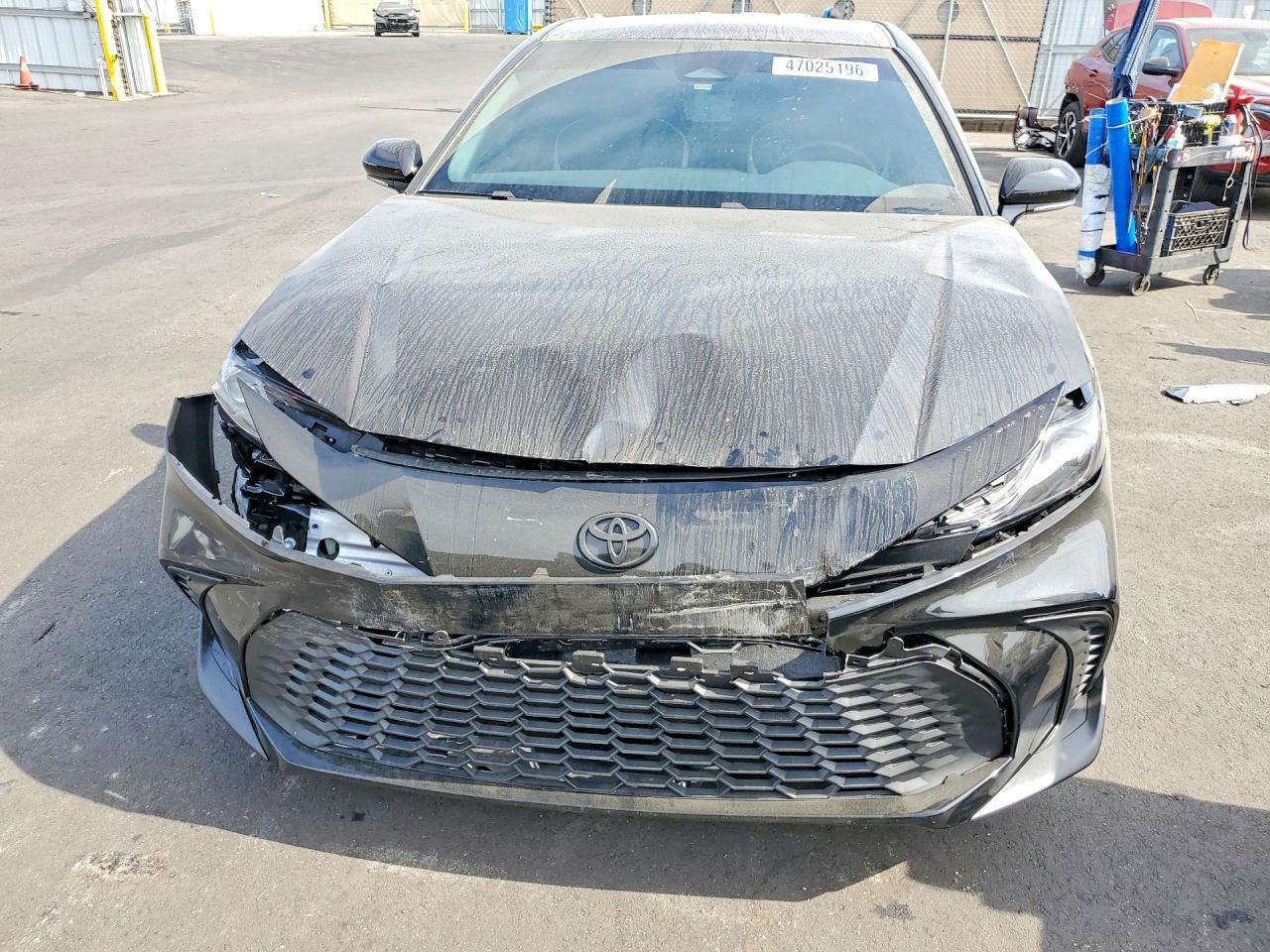 2025 Toyota Camry Se - Фото 5