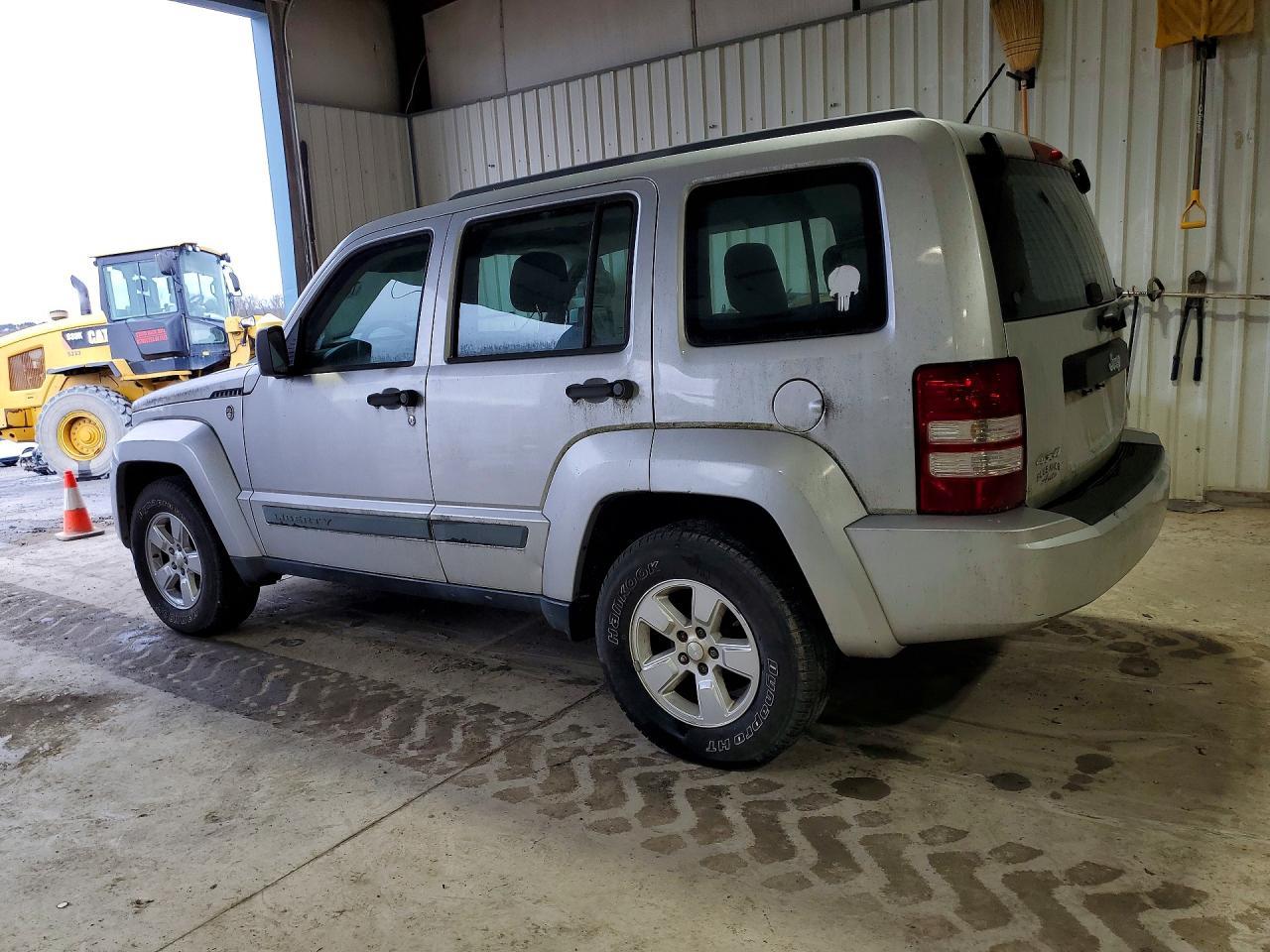 2010 Jeep Liberty Sport - Image 2