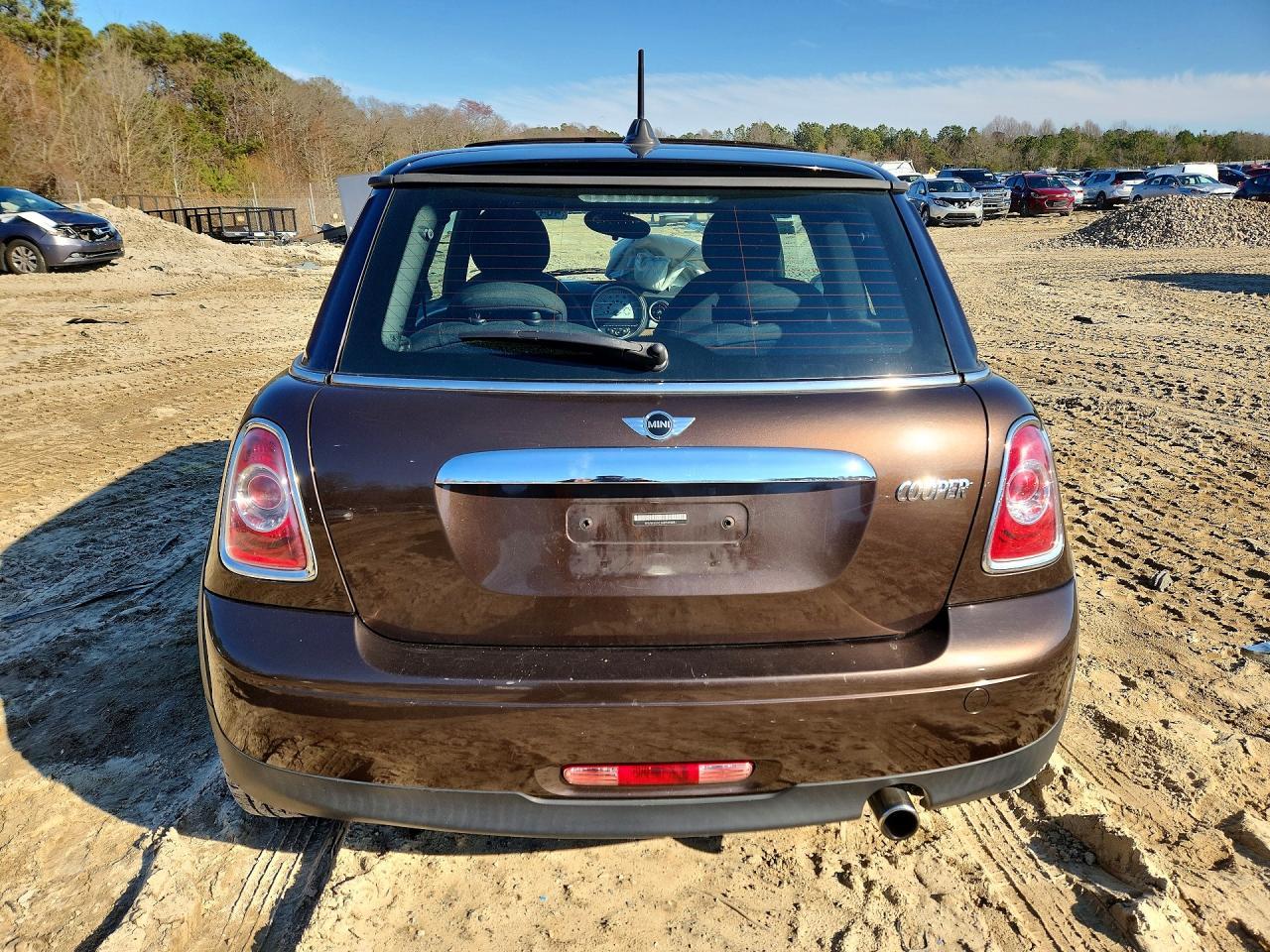 2011 Mini Cooper - Image 6