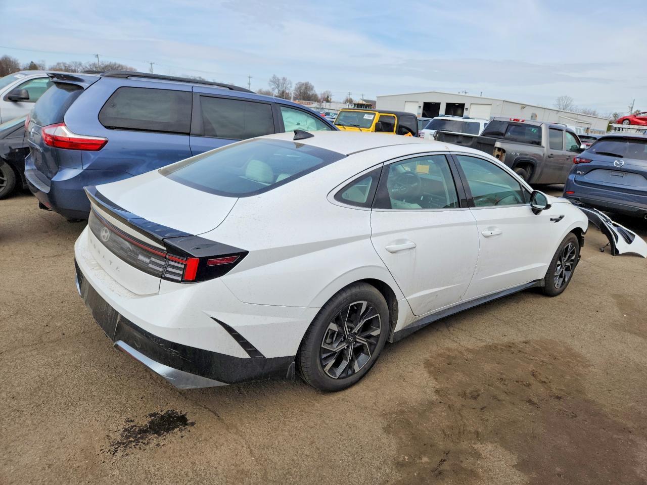 2024 Hyundai Sonata Sel - Фото 3