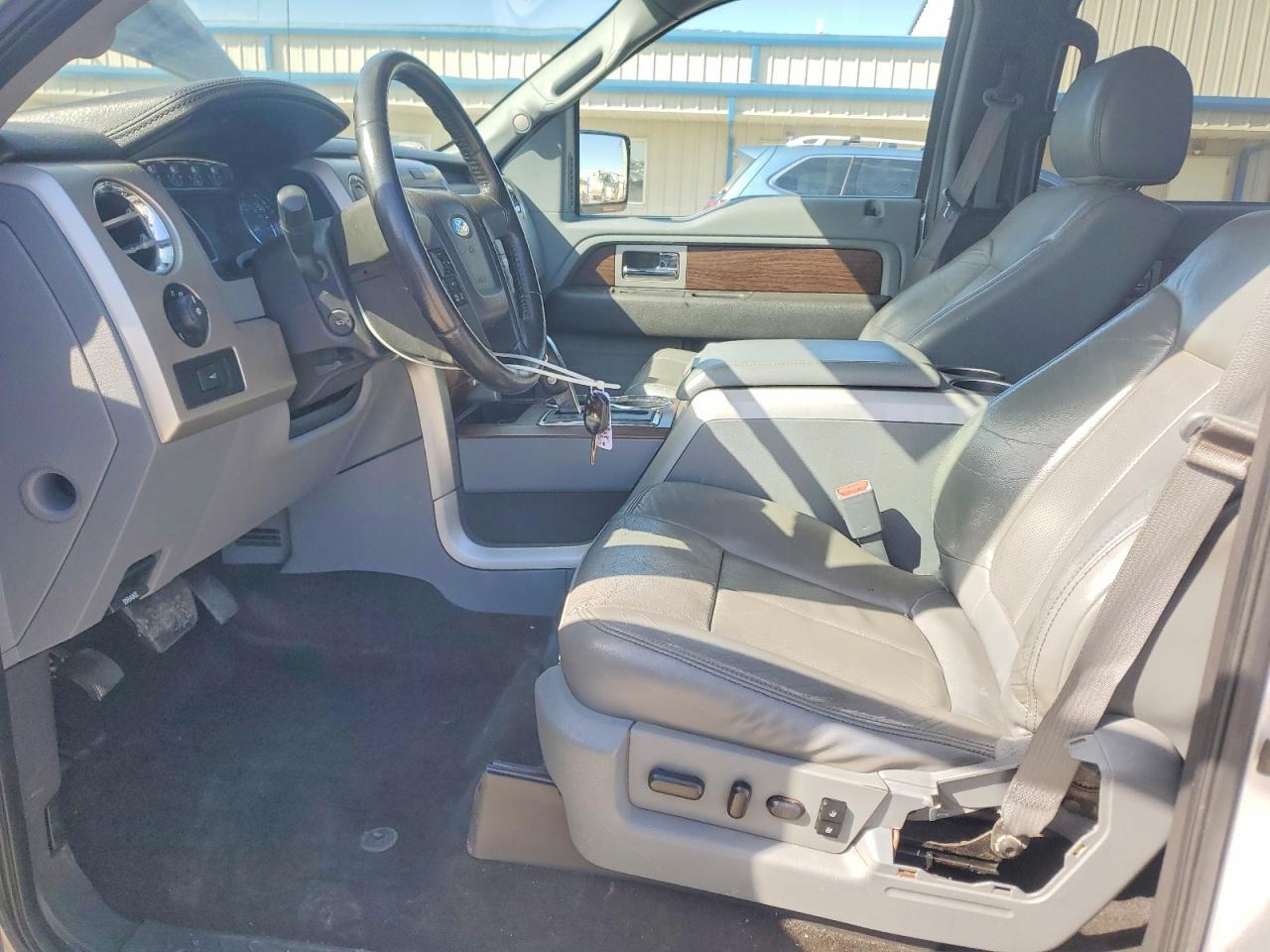 2013 Ford F150 - Фото 7