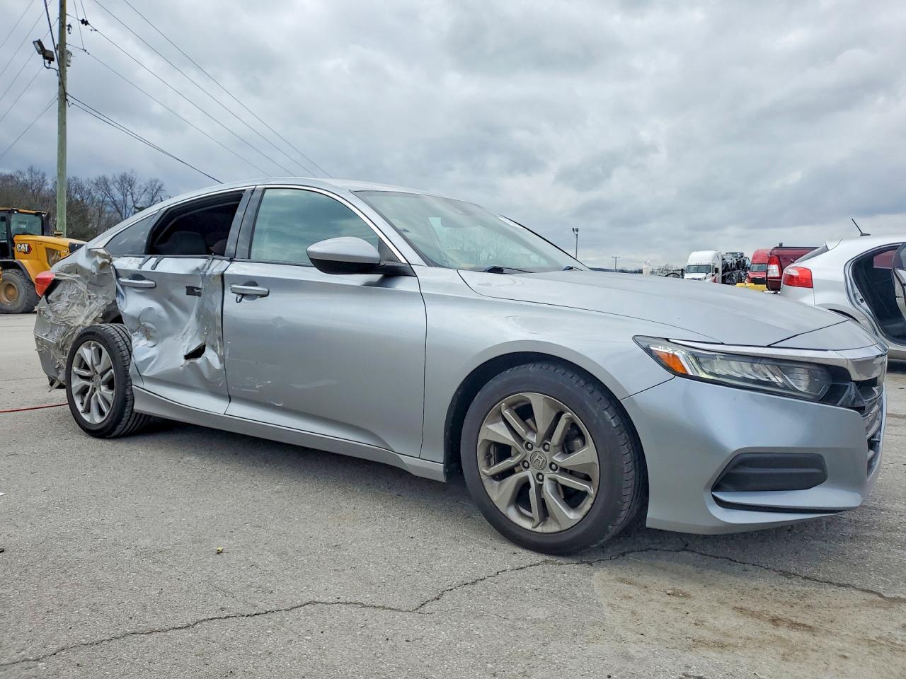 2018 Honda Accord Lx - Фото 4