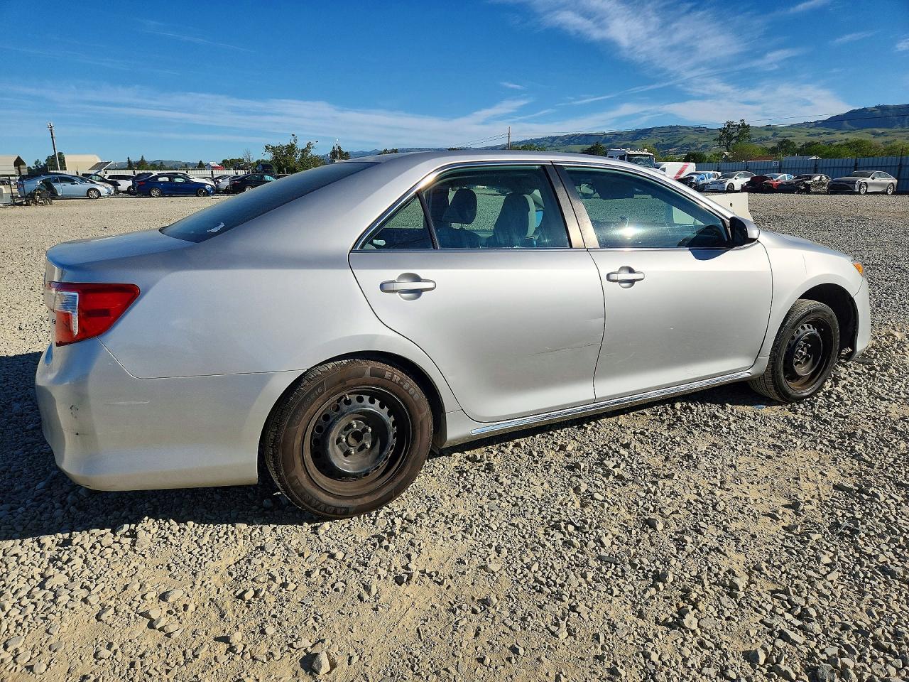 2012 Toyota Camry Le - Image 3