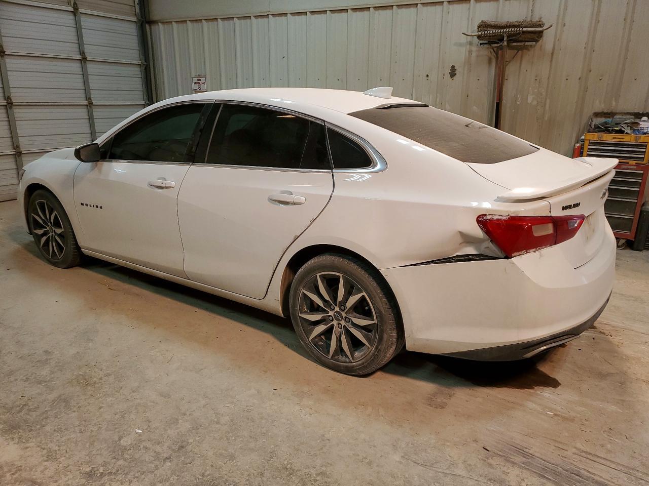 2020 Chevrolet Malibu Rs - Image 2