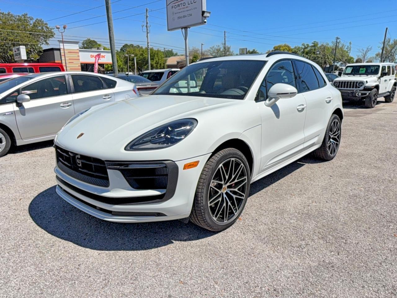 2025 Porsche Macan S - Фото 2