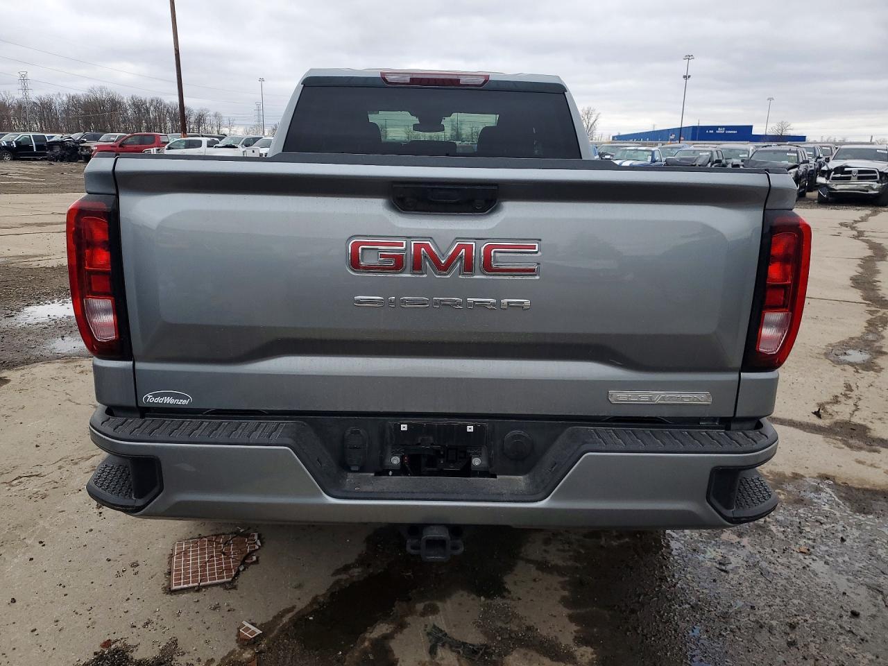 2026 GMC Sierra K1500 Elevation-L - Фото 6