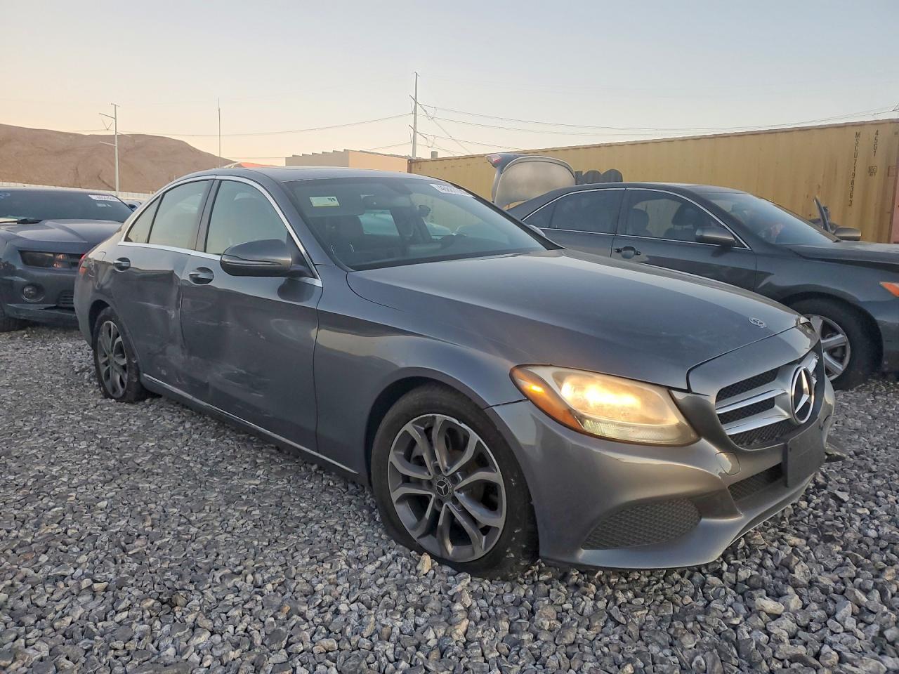 2018 Mercedes-Benz C 300 - Фото 4