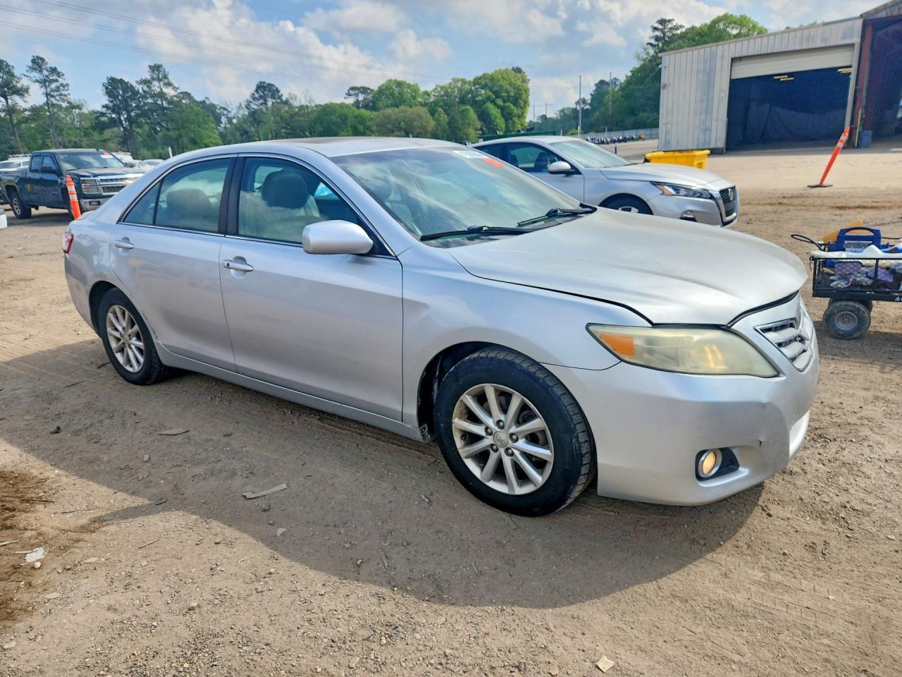 2010 Toyota Camry Xle V6 - Фото 4