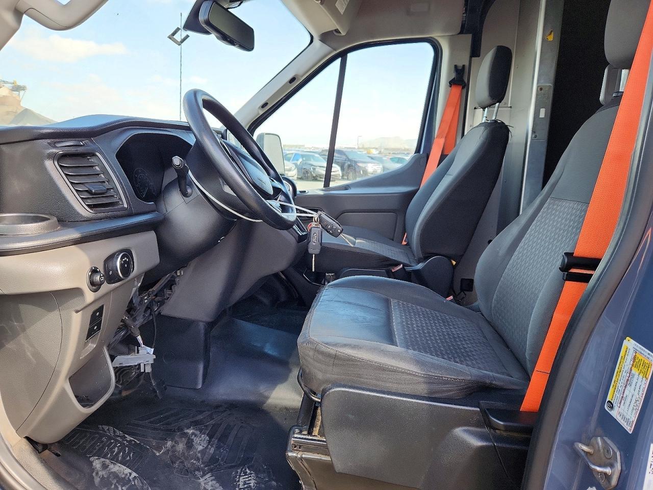 2021 Ford Transit T-250 Cargo ** R & D * Pri Fleet ** - Image 7