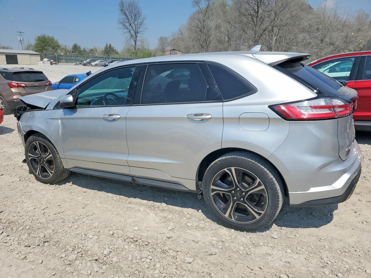 2019 Ford Edge St - Фото 2