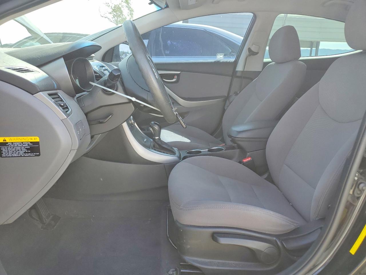 2016 Hyundai Elantra Se - Image 7