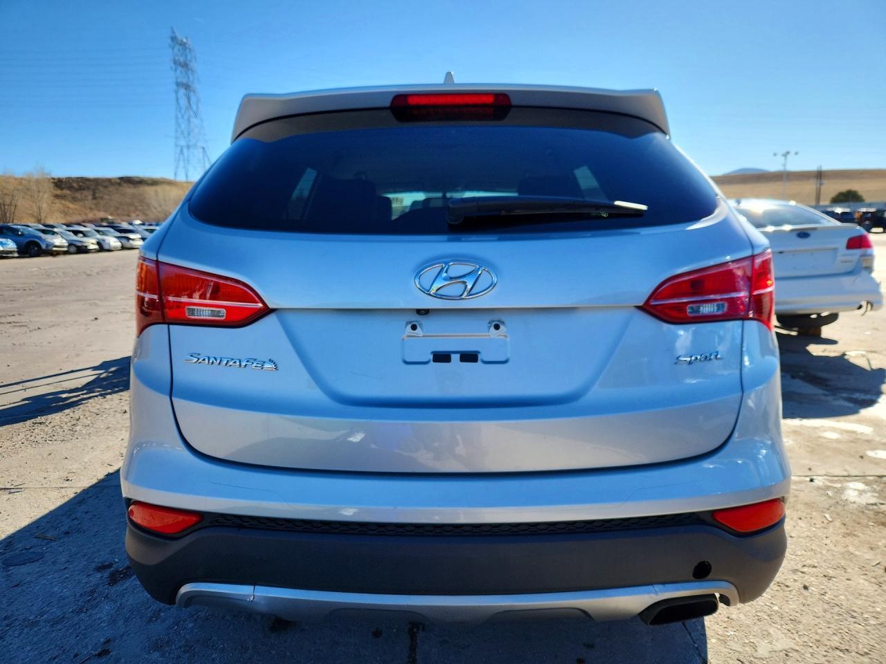 2014 Hyundai Santa Fe Sport 2.4L - Image 6
