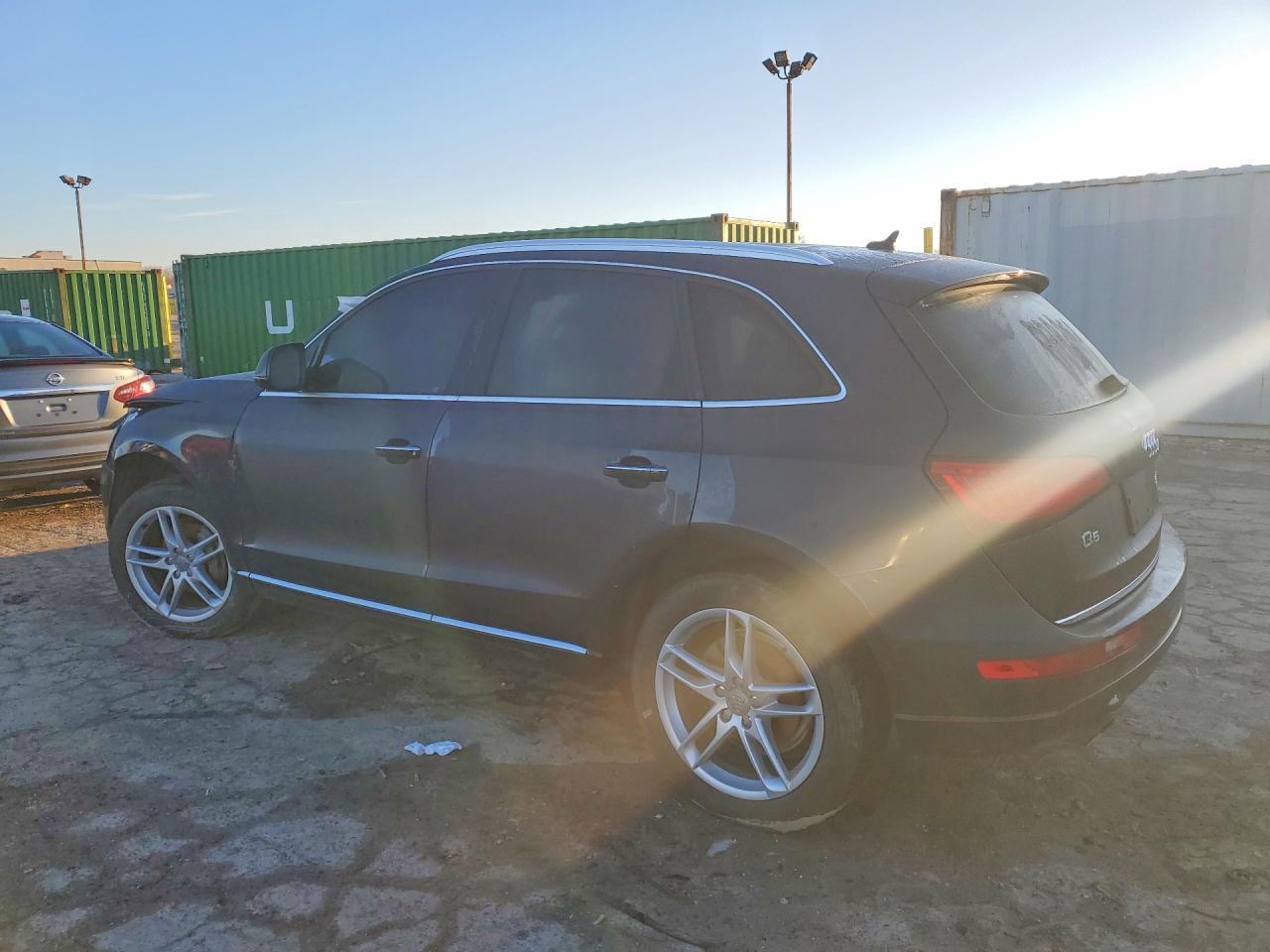 2017 Audi Q5 Premium Plus - Image 2