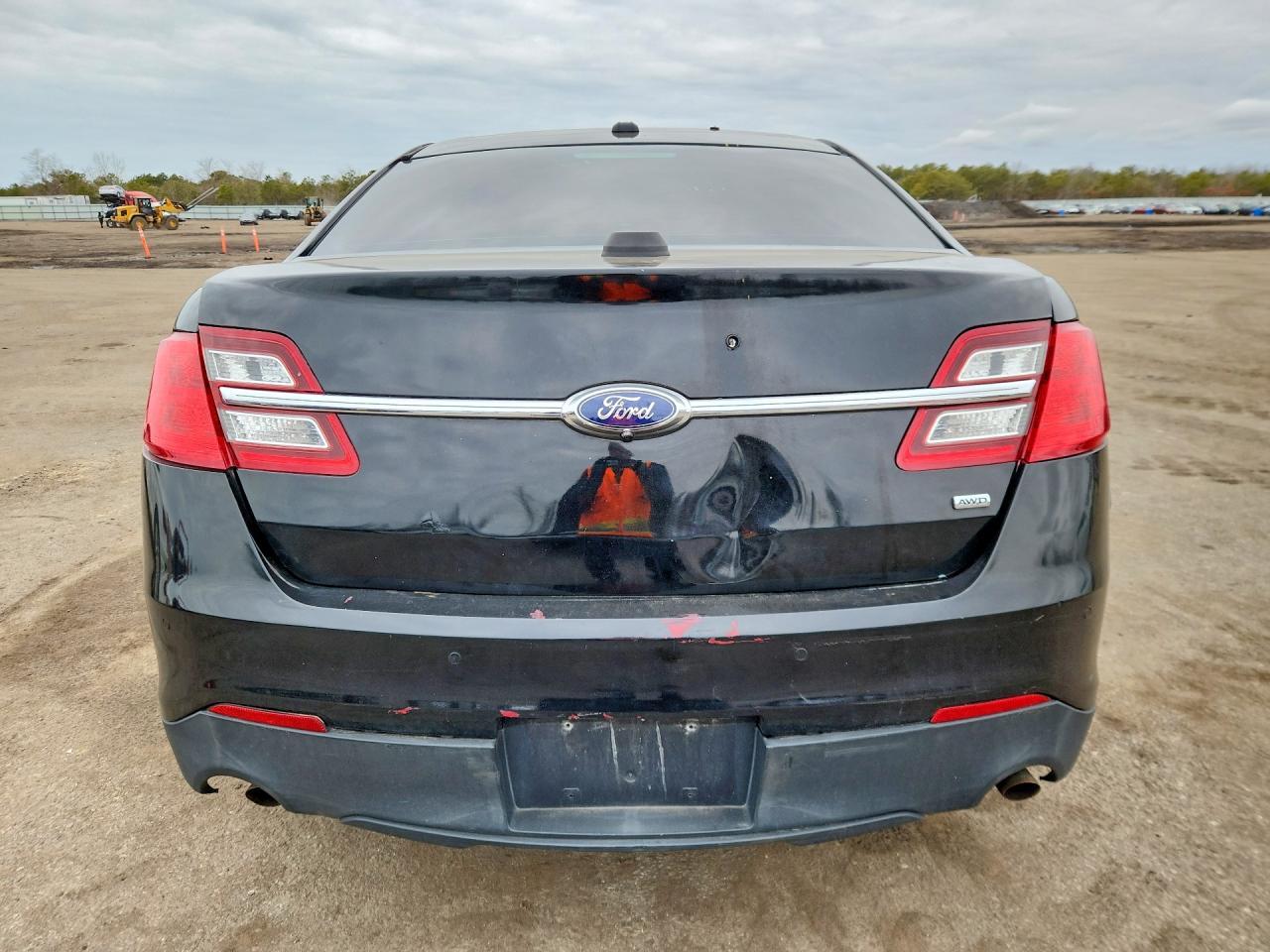 2014 Ford Taurus Police Interceptor - Фото 6
