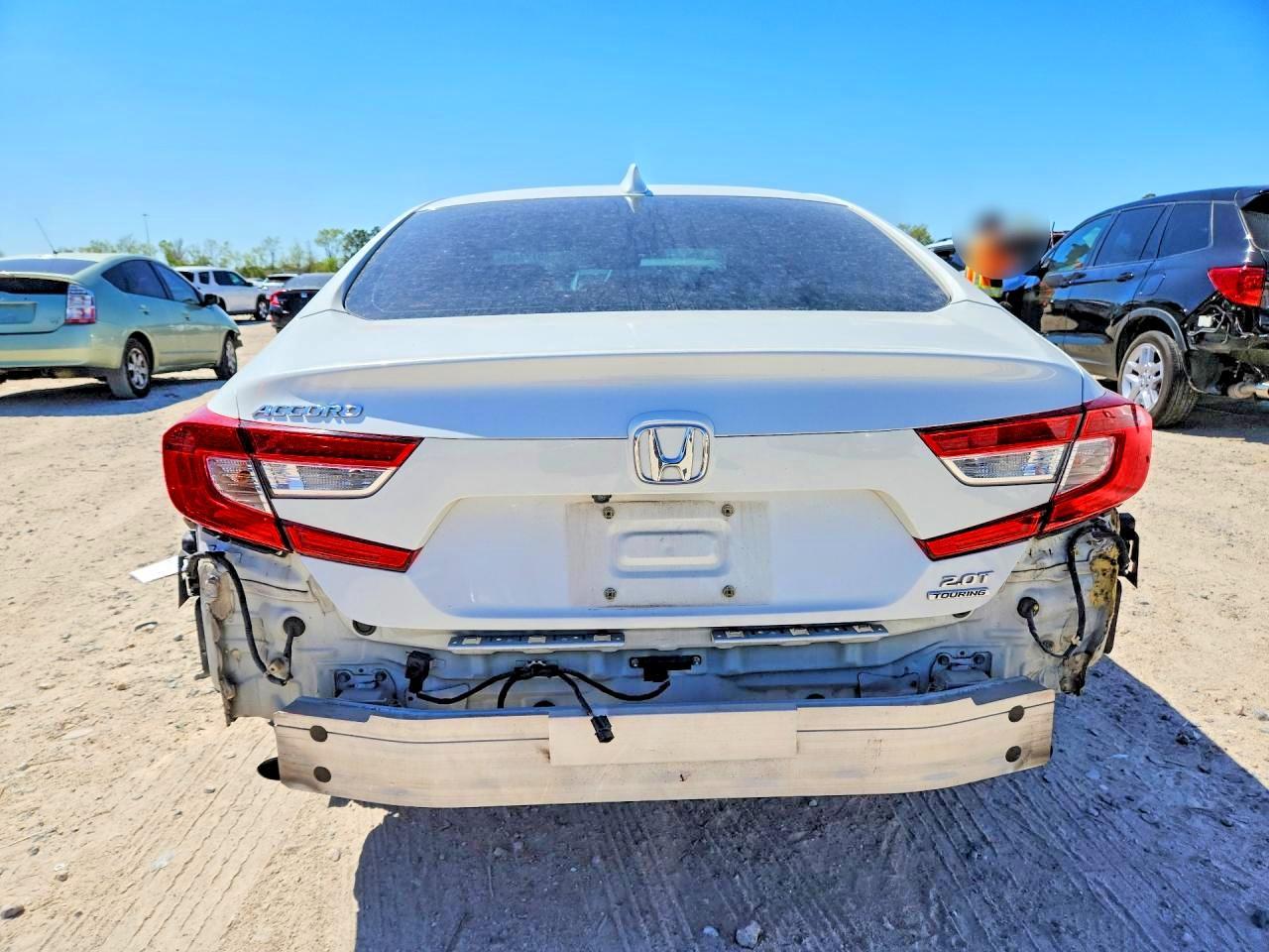 2020 Honda Accord Touring - Image 6