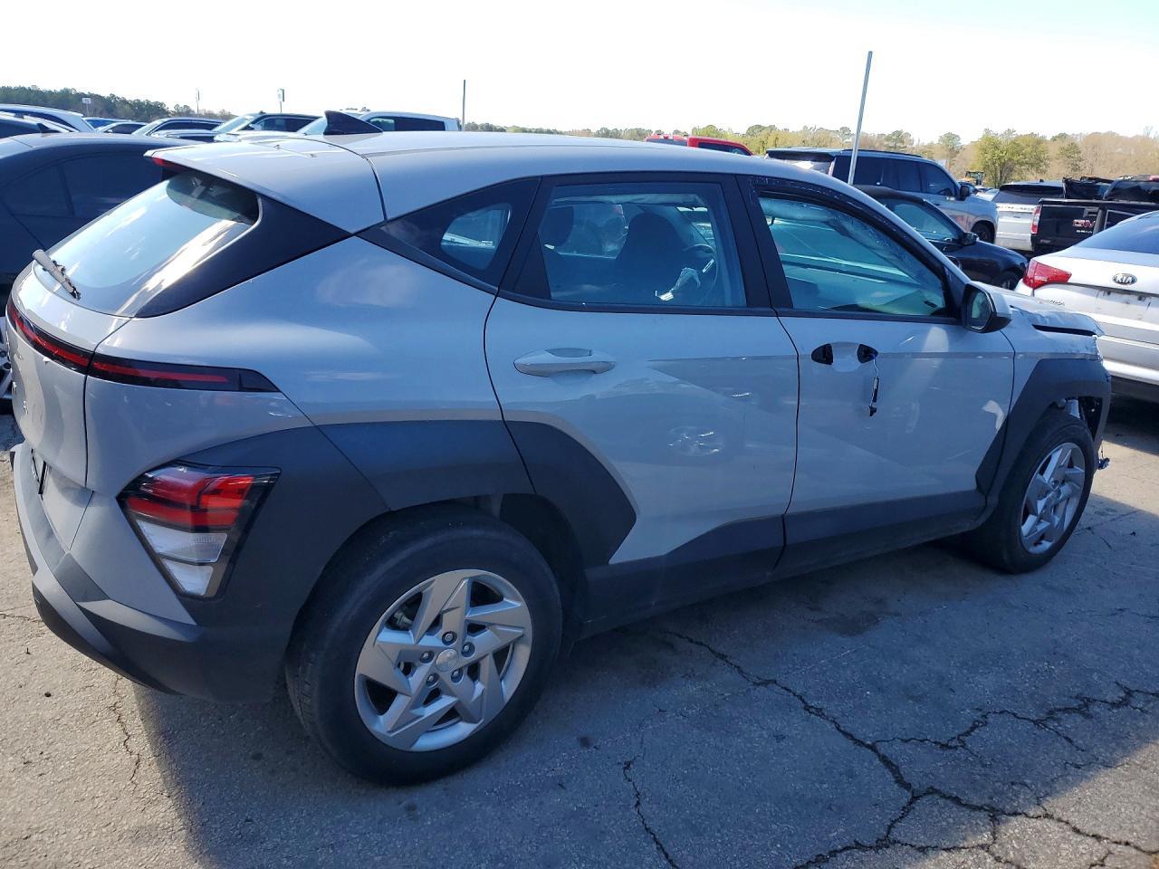 2024 Hyundai Kona Se - Фото 3