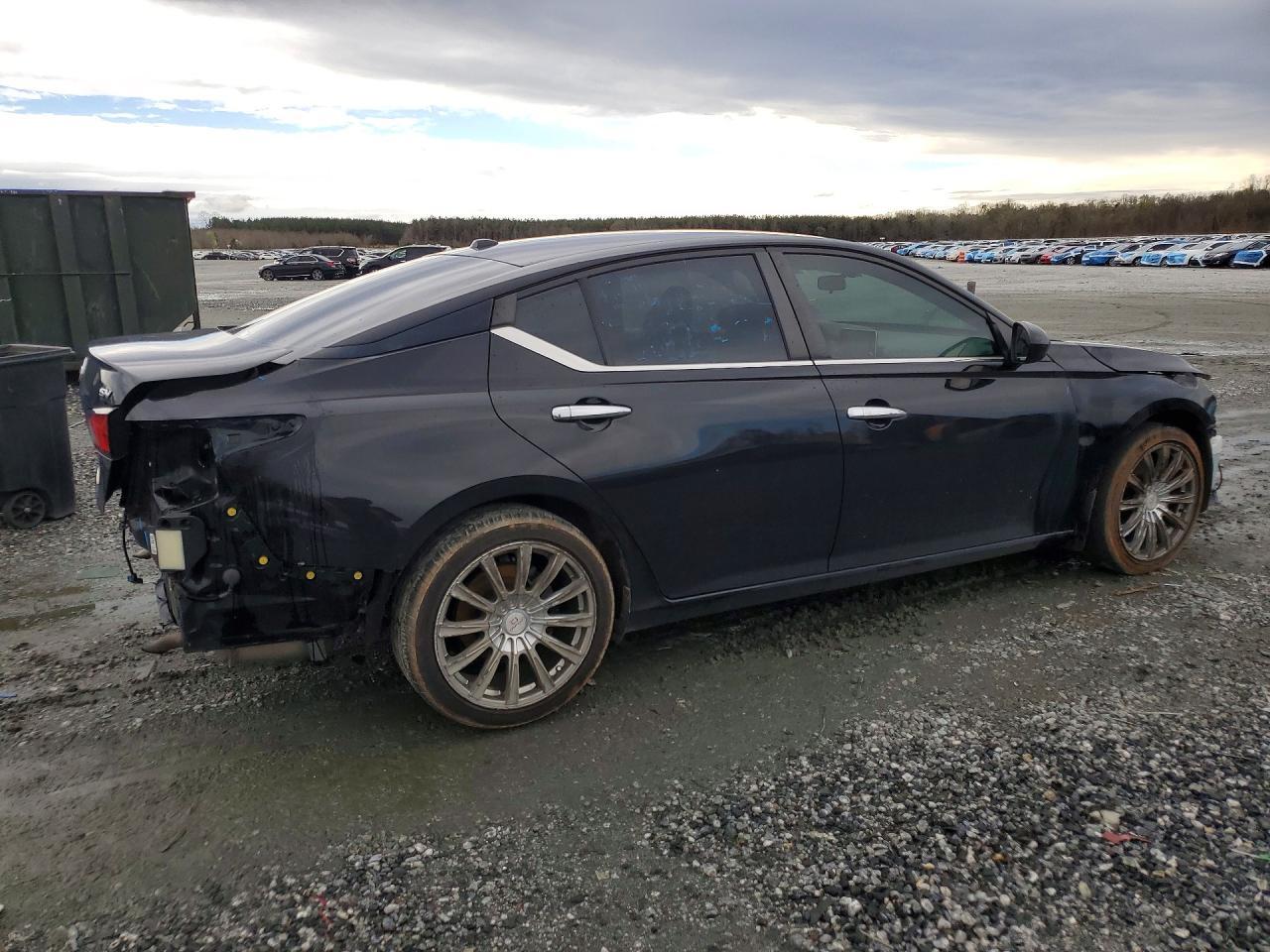 2021 Nissan Altima 2.5 Sv - Фото 3