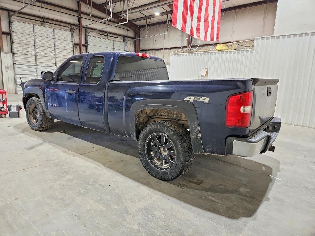 2011 Chevrolet Silverado K1500 Lt - Фото 2