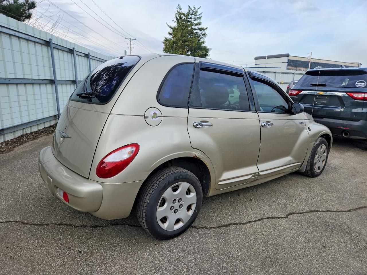2005 Chrysler Pt Cruiser Touring - Image 3