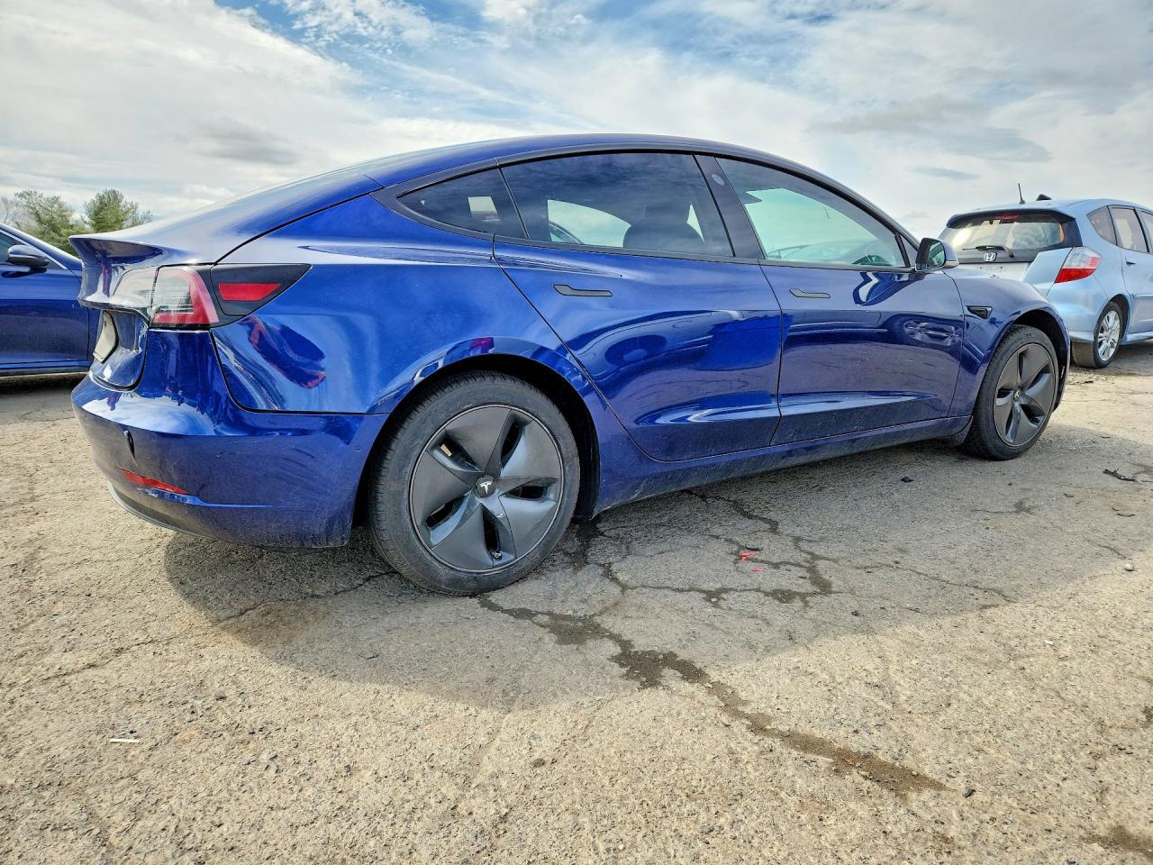 2020 Tesla Model 3 - Image 3