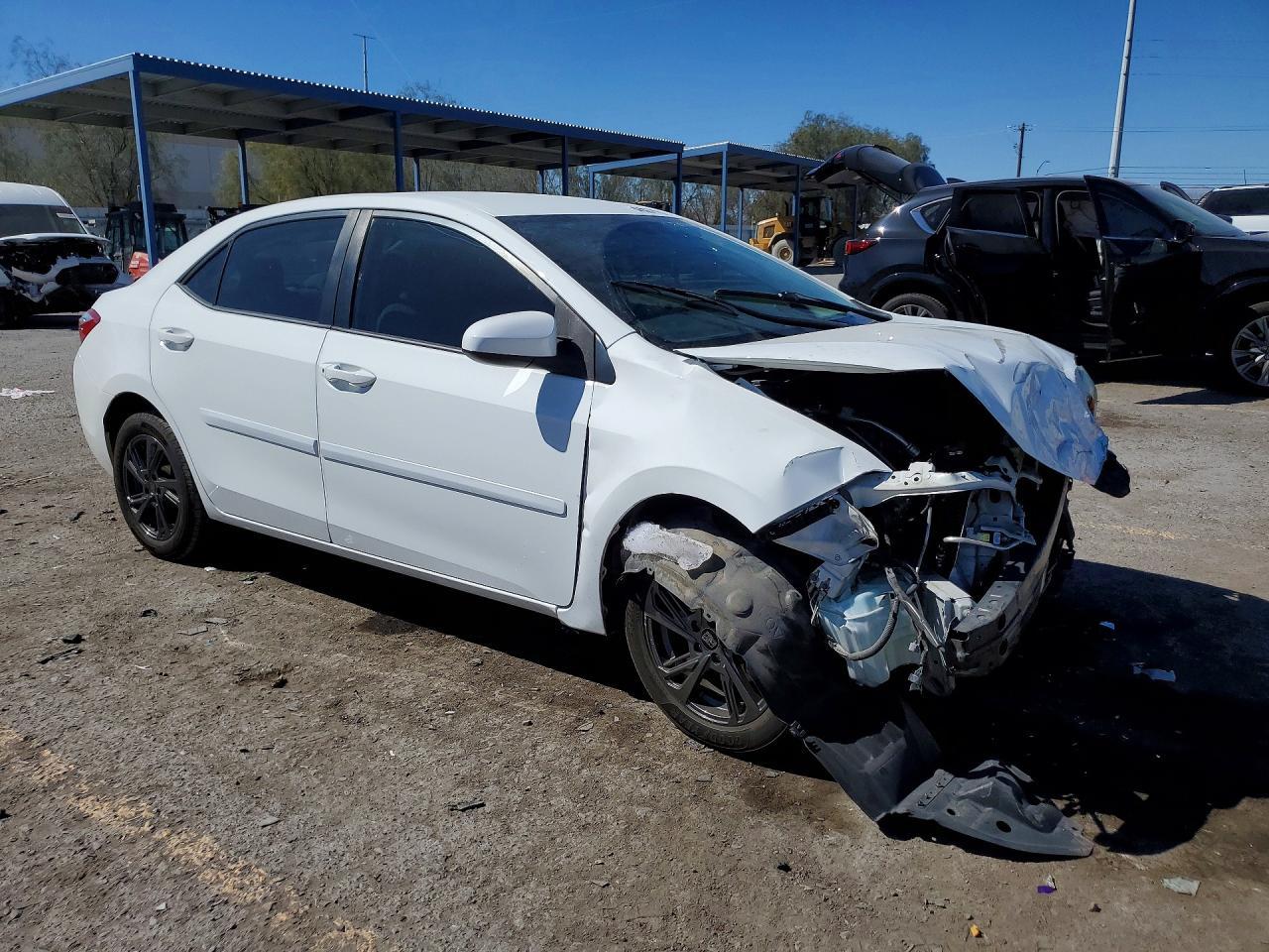 2014 Toyota Corolla L - Фото 4