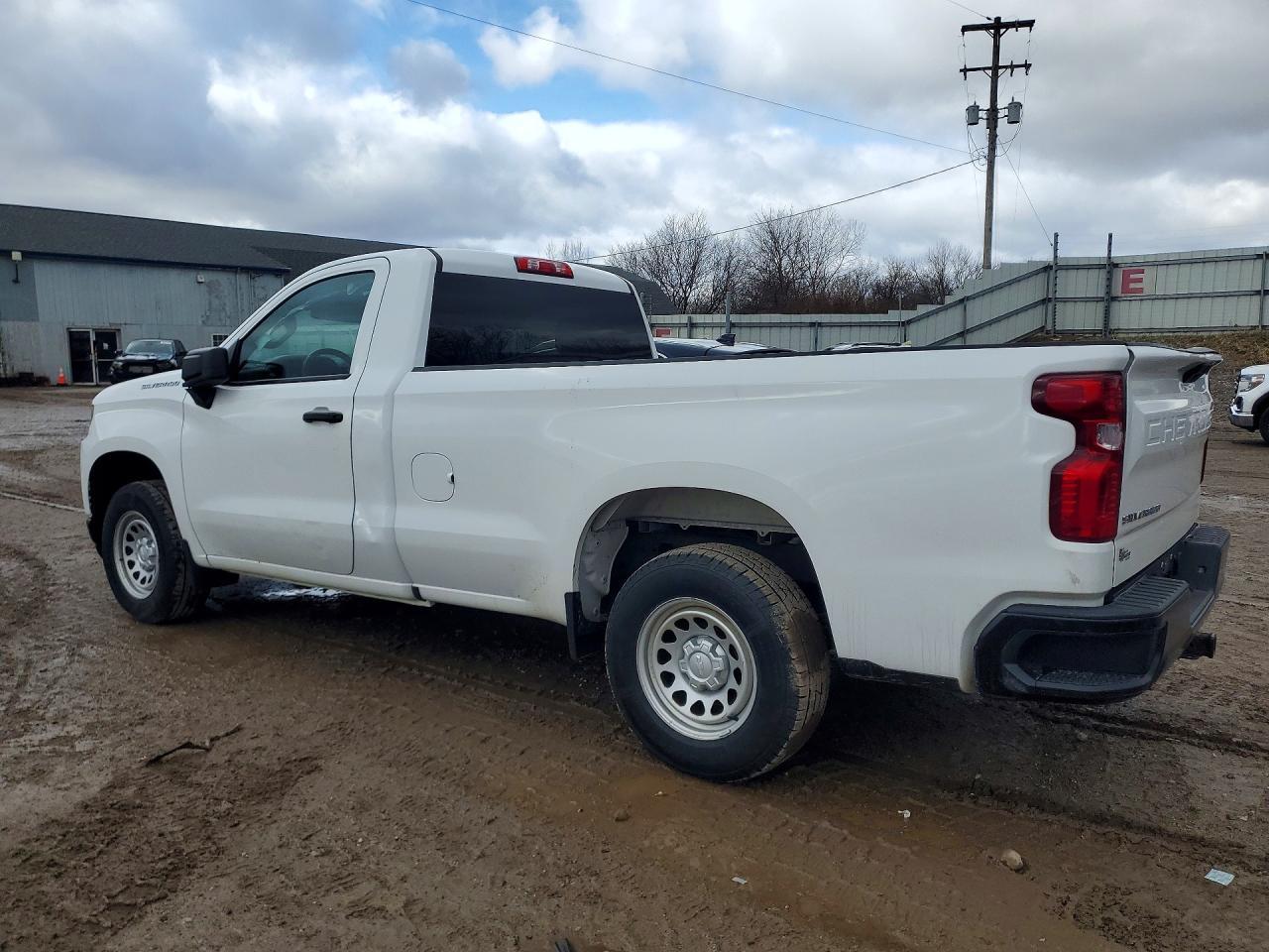 2019 Chevrolet Silverado C1500 - Фото 2