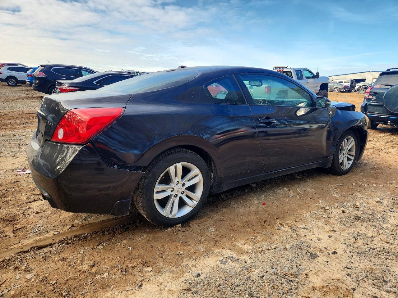 2010 Nissan Altima 2.5 S - Фото 3