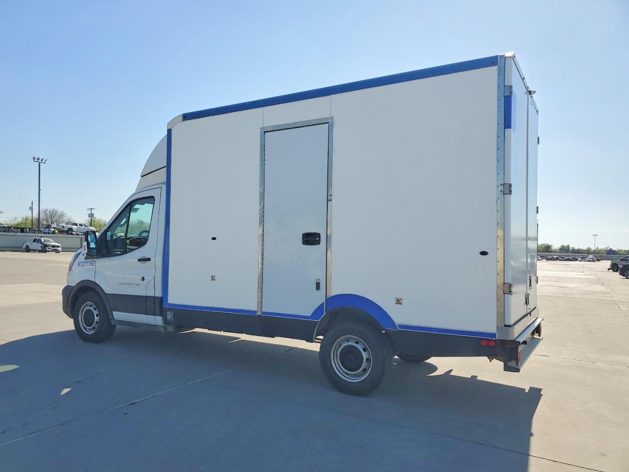 2021 Ford Transit Delivery Van - Фото 3