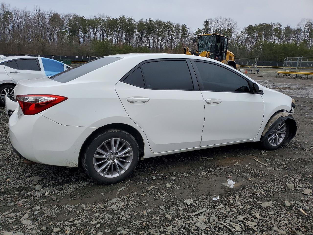 2014 Toyota Corolla Le Plus - Фото 3