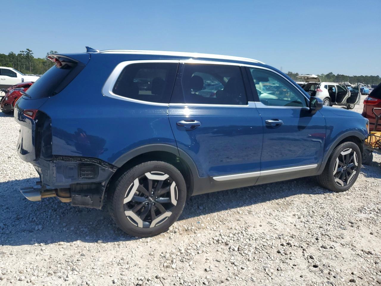 2023 Kia Telluride S - Фото 3
