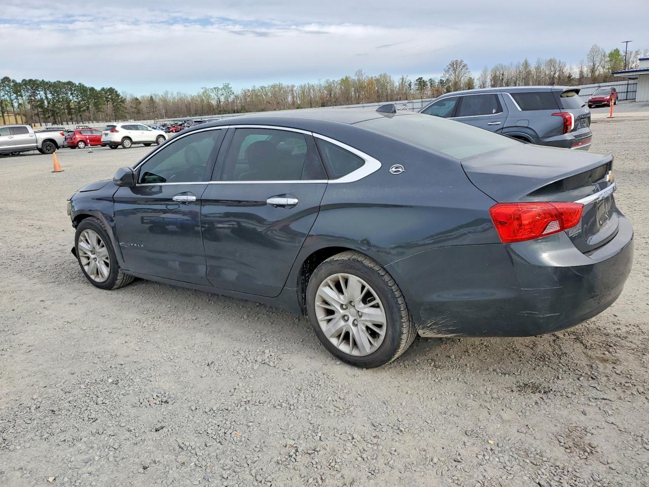 2014 Chevrolet Impala Ls - Фото 2