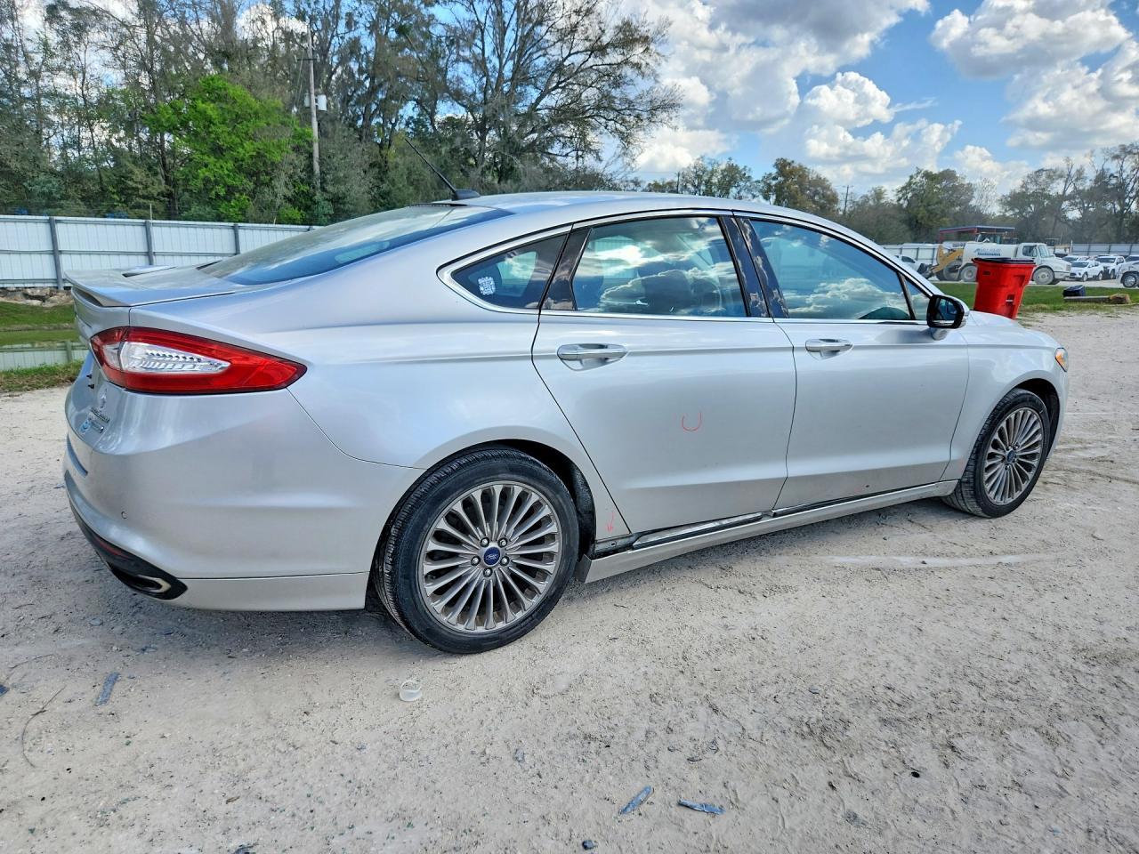 2014 Ford Fusion Titanium - Image 3