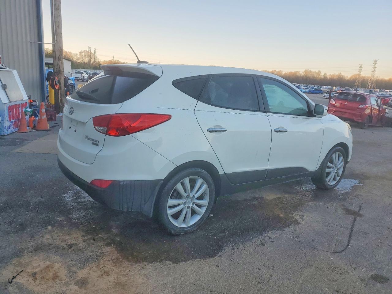 2013 Hyundai Tucson Limited - Фото 3