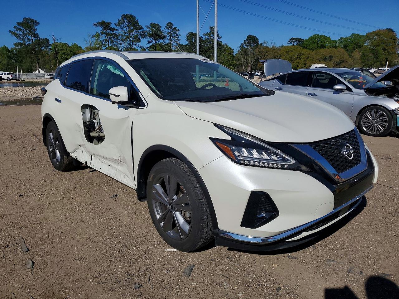 2023 Nissan Murano Platinum - Image 4