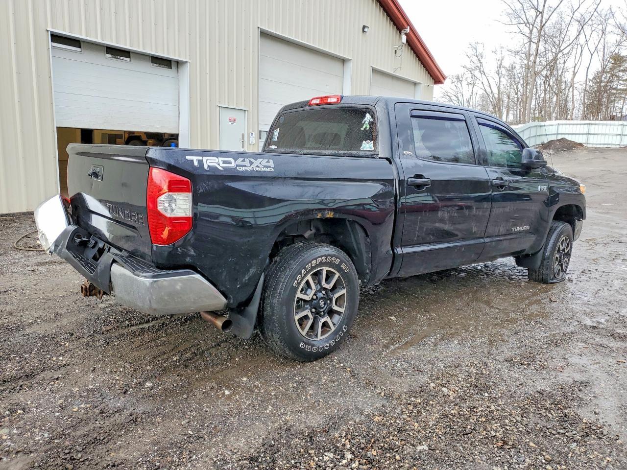 2014 Toyota Tundra Sr5 - Image 3