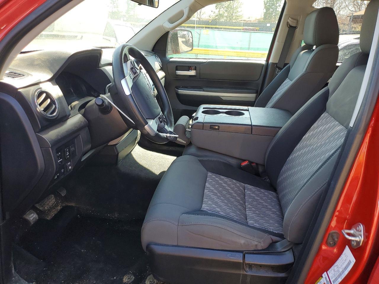 2018 Toyota Tundra Sr5 - Image 7