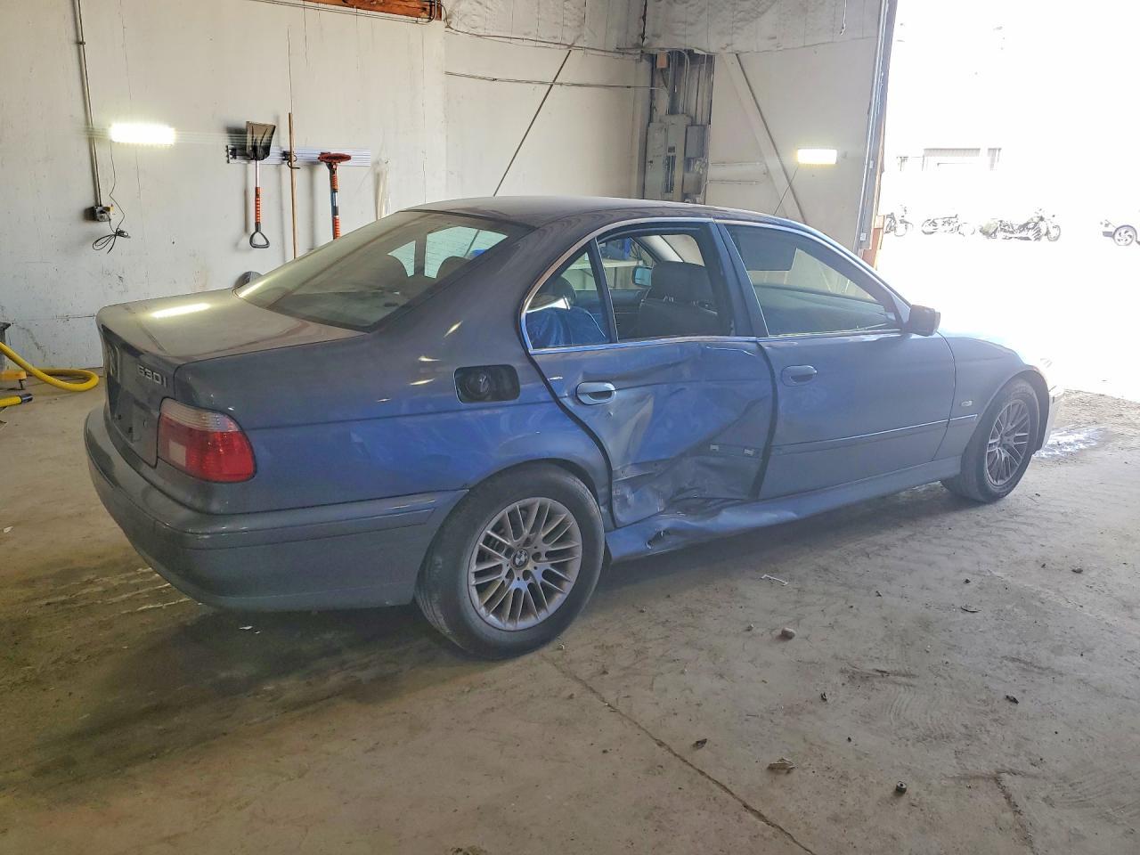 2001 BMW 530 I Automatic - Image 3