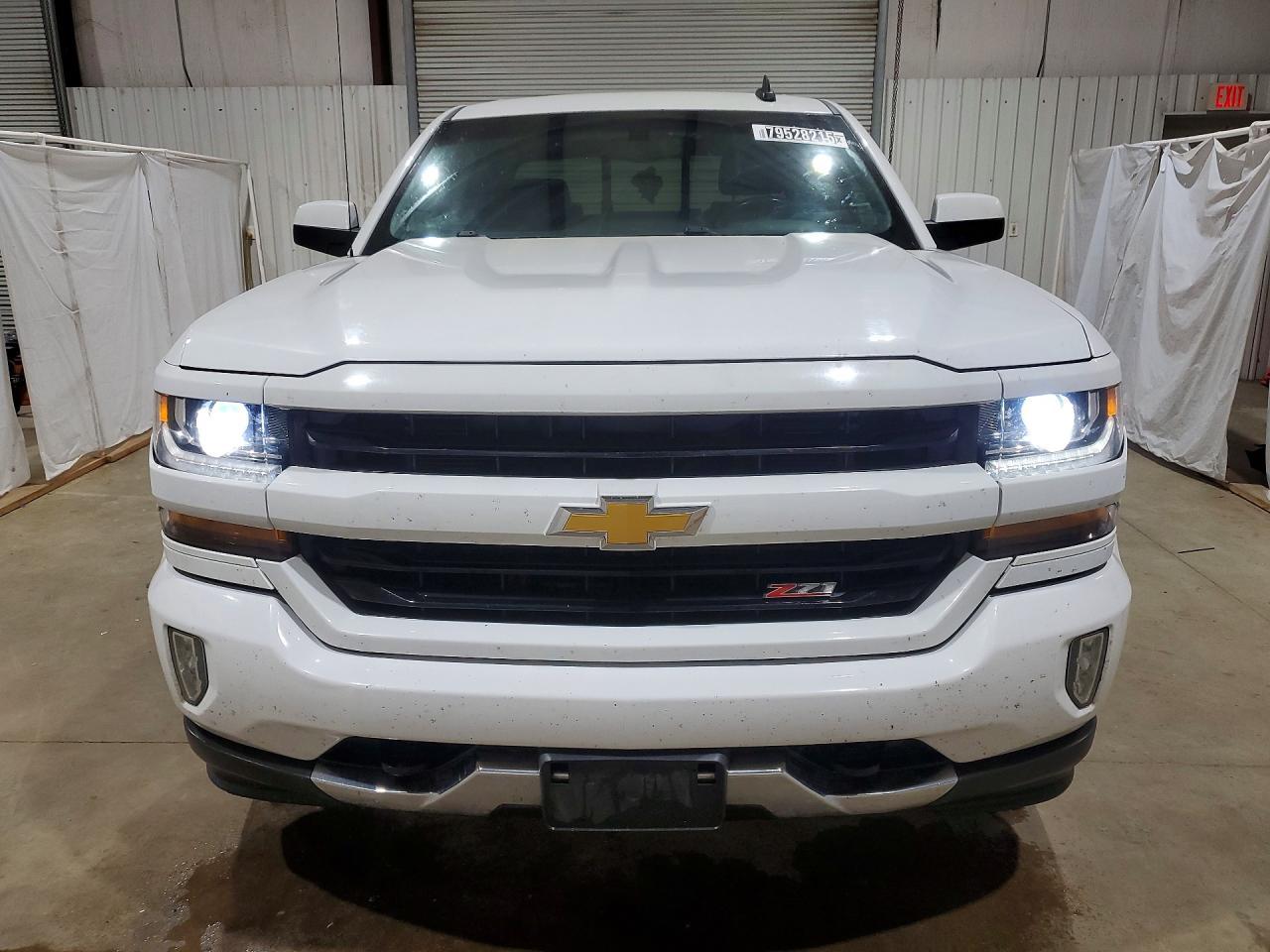 2018 Chevrolet Silverado K1500 Lt - Image 5