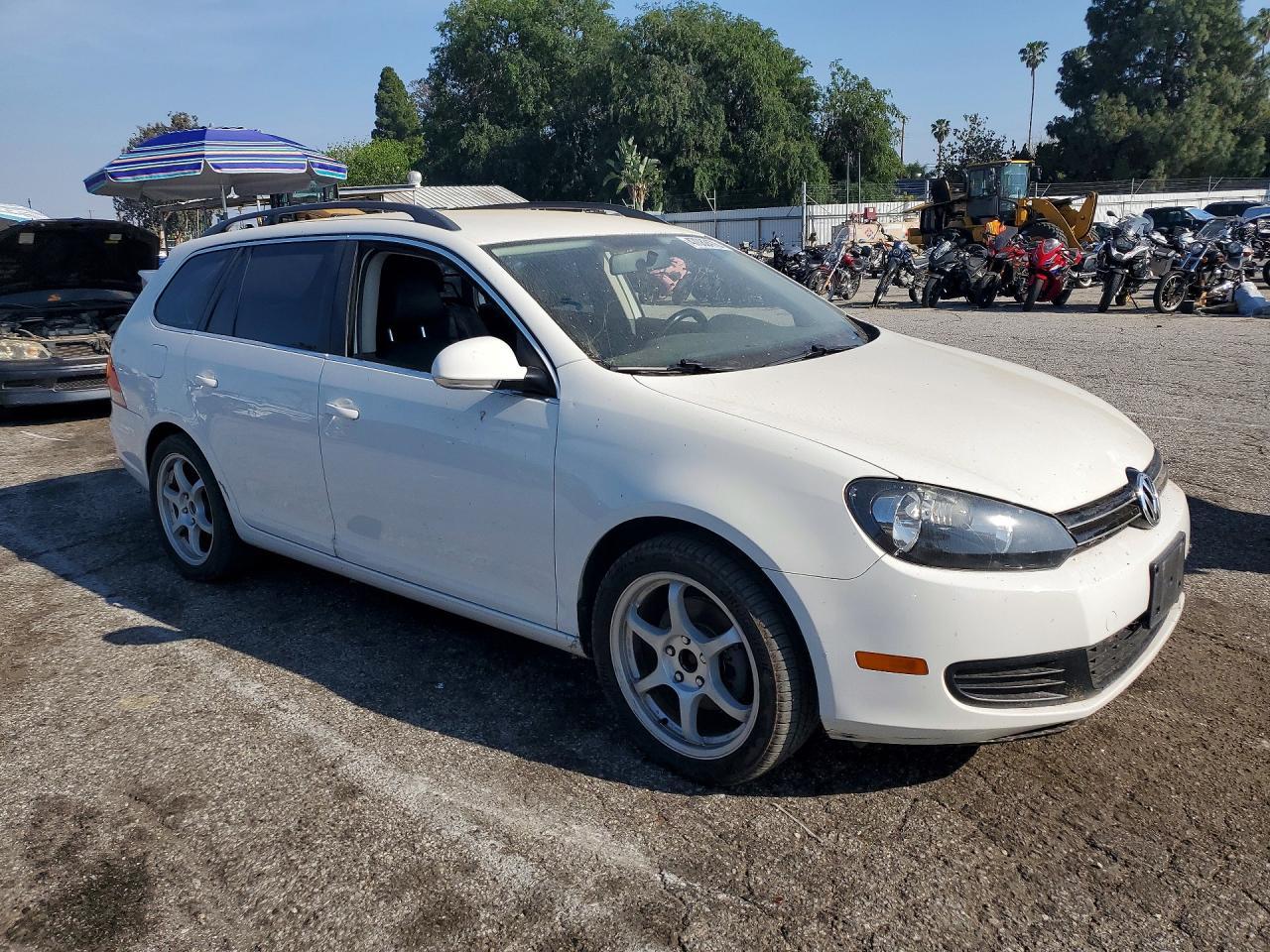 2011 Volkswagen Jetta S - Image 4