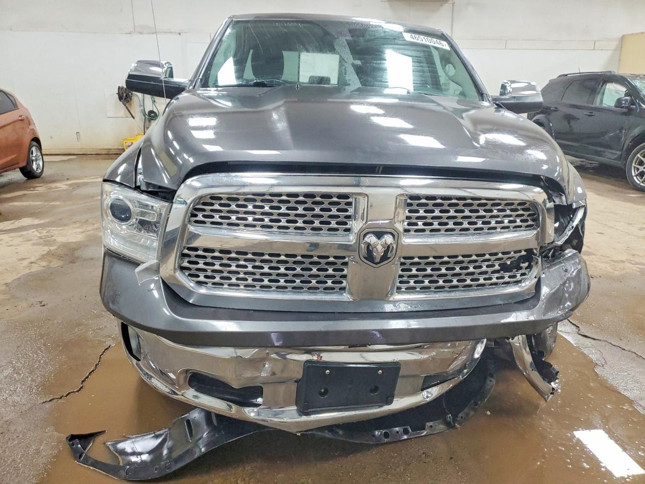 2015 Ram 1500 Laramie - Фото 5